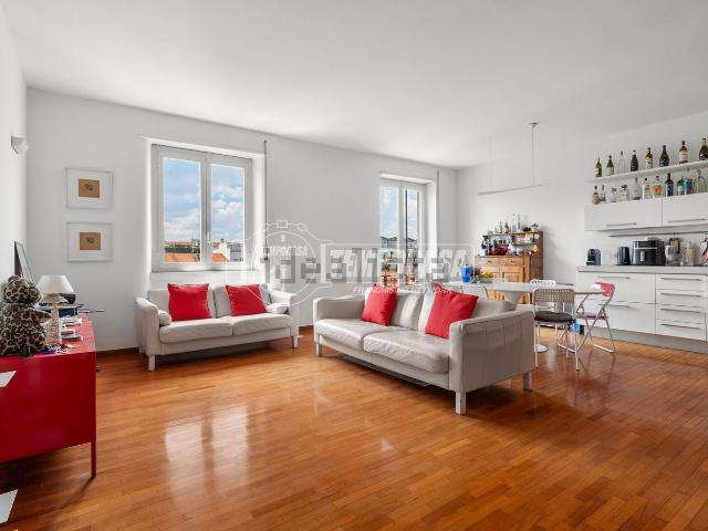 Appartamento in affitto di 132 m² in Via Giovanni Pacini, 61