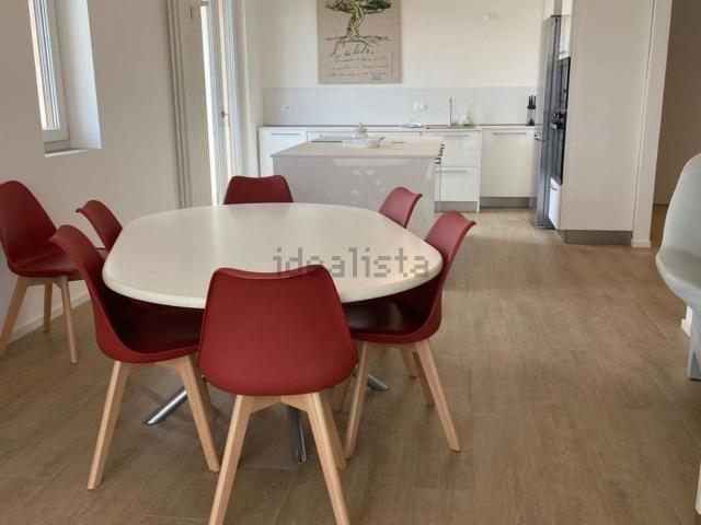 Appartamento in affitto di 132 m² in Via Don Giuseppe Lago