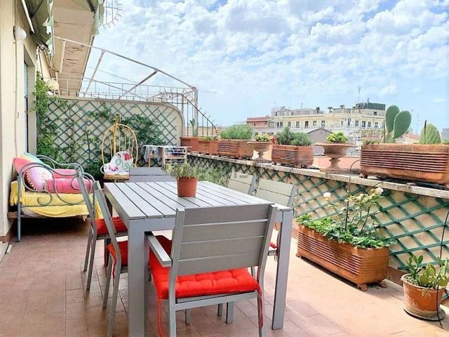 Appartamento in affitto di 132 m² in Via Lucullo