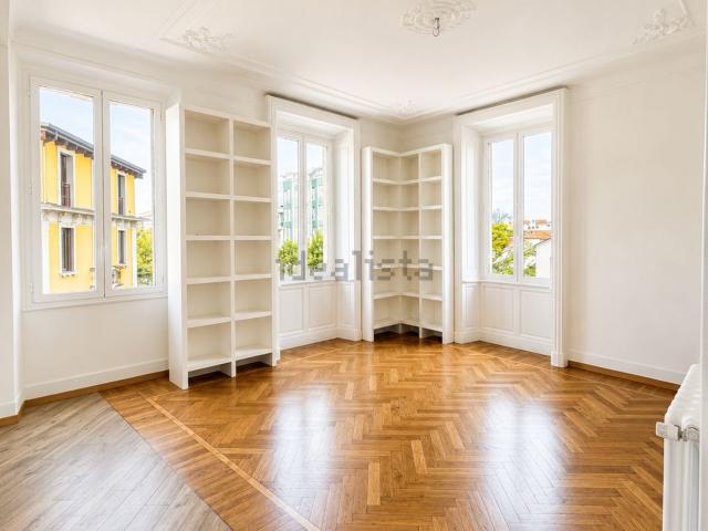 Appartamento in affitto di 132 m² in Via Spartaco, 38
