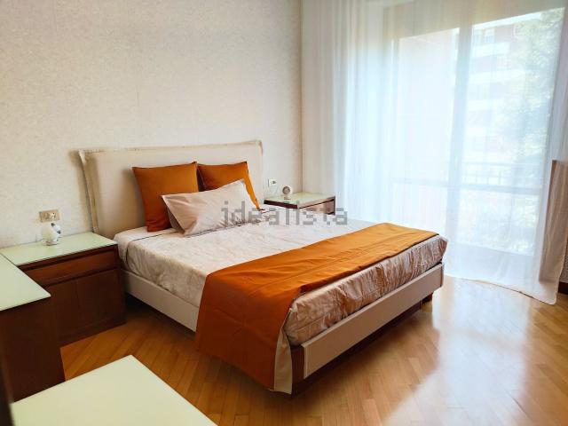 Appartamento in affitto di 133 m² in Via Rosa Vergani Marelli, 6