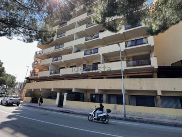 Appartamento in affitto di 133 m² in Strada Panoramica dello Stretto, 574