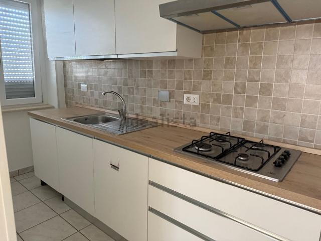 Appartamento in affitto di 135 m² in Via Colle Tosto