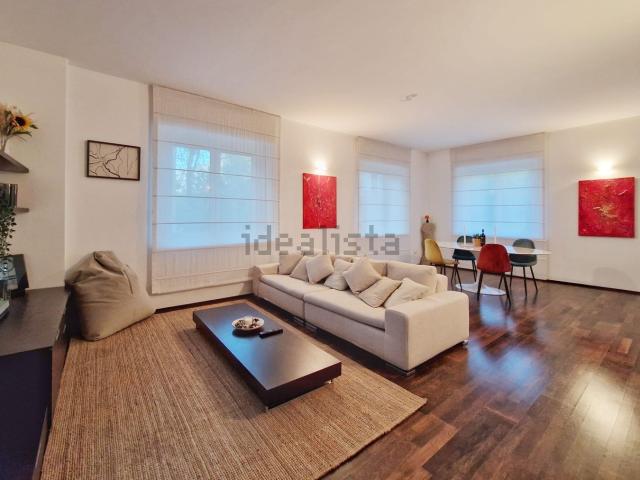 Appartamento in affitto di 135 m² in Via Carlo Ravizza, 7