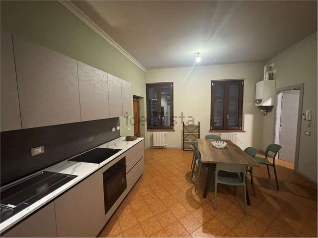 Appartamento in affitto di 135 m² in Via Don Bartolomeo Grazioli, 26