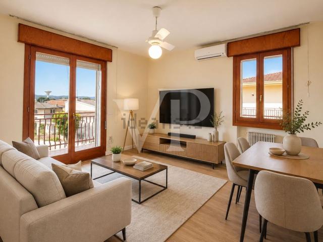 Appartamento in affitto di 135 m² in Via dei Finanzieri