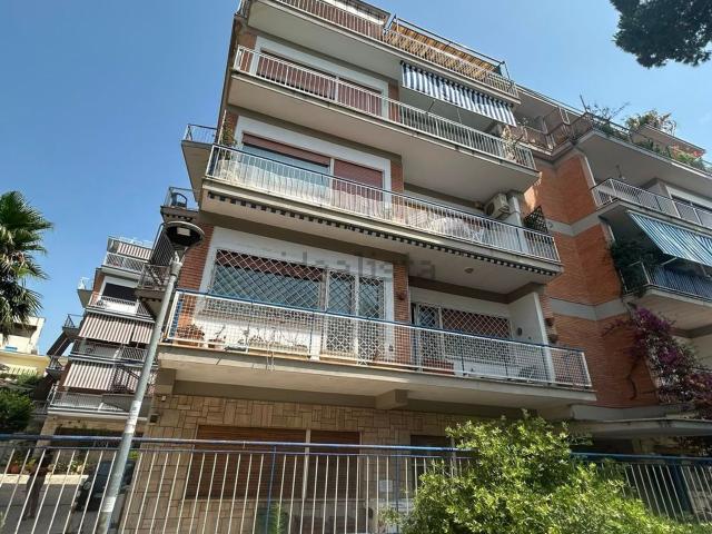 Appartamento in affitto di 135 m² in Via dell Ombra, 6