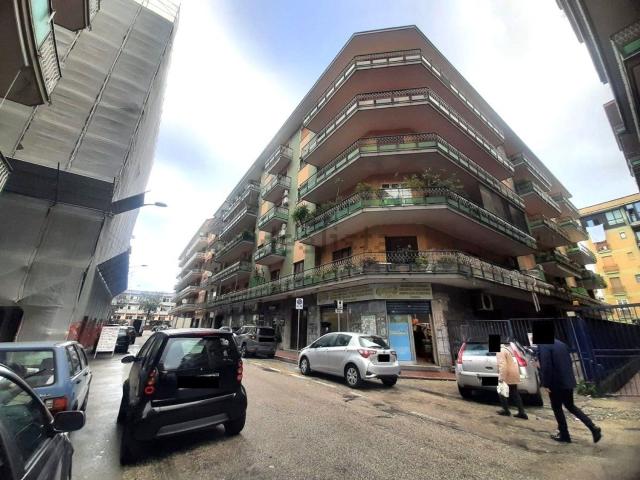 Appartamento in affitto di 135 m² in Via Ludovico Ricciardelli