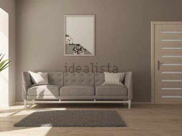 Appartamento in affitto di 135 m² in Via Silvio Pellico, 12
