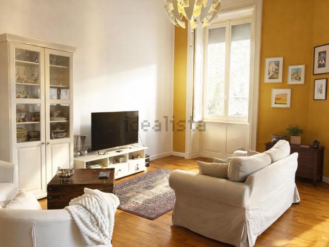 Appartamento in affitto di 135 m² in Viale Corsica, 50