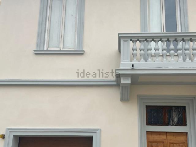Appartamento in affitto di 135 m² in Borgo San Frediano