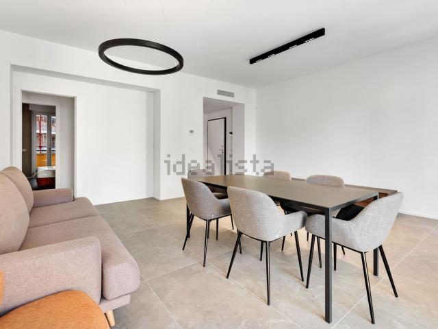Appartamento in affitto di 135 m² in Corso Vercelli, 23