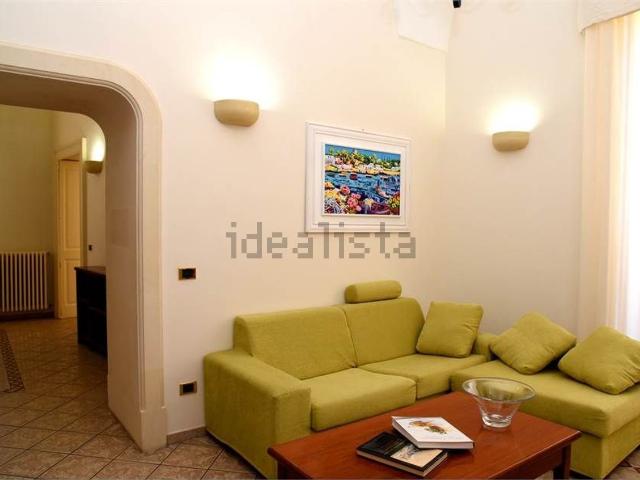 Appartamento in affitto di 136 m² in Via Giuseppe Libertini, 34