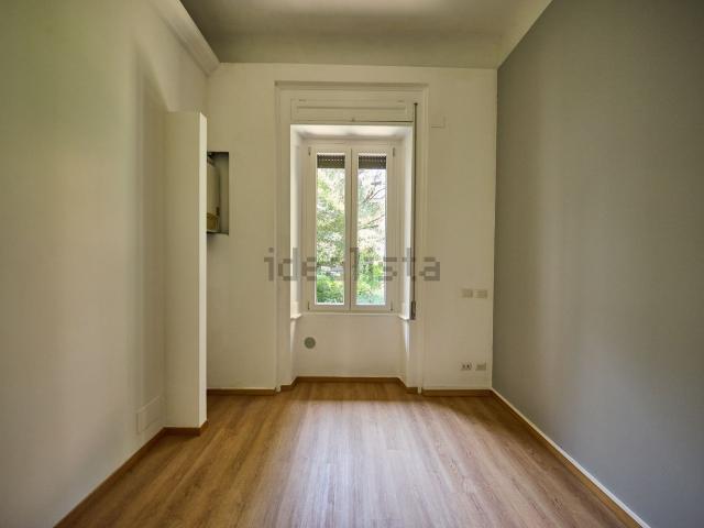 Appartamento in affitto di 136 m² in Via Elba, 16