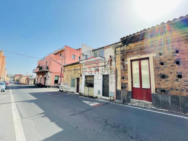 Appartamento in affitto di 136 m² in Via Nuovalucello, 88