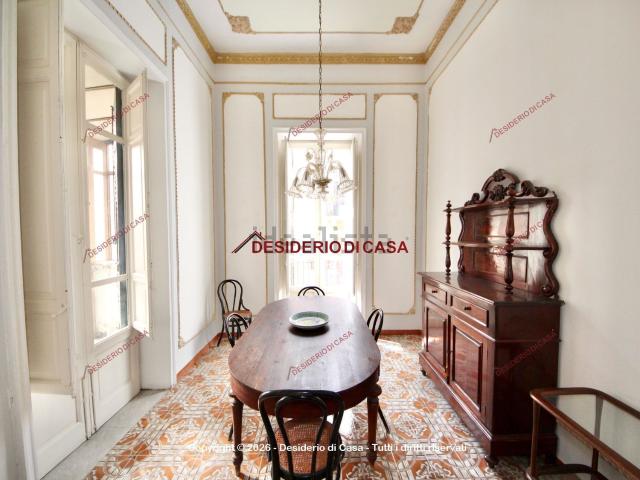 Appartamento in affitto di 136 m² in Via Tripoli, 20