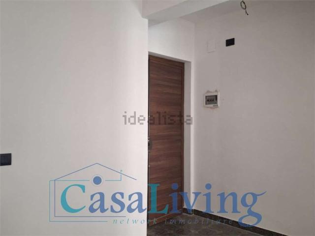 Appartamento in affitto di 136 m² in Via Venero, 120