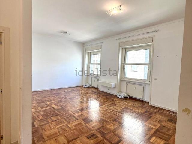 Appartamento in affitto di 137 m² in Via dell&apos Annunciata