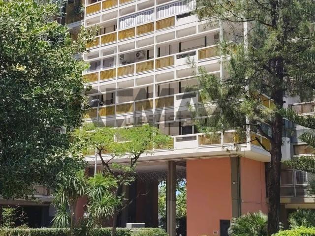 Appartamento in affitto di 138 m² in Via Cesare Diomede Fresa, 8