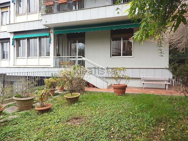 Appartamento in affitto di 139 m² in Via Liri, 17