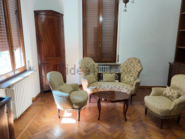 Appartamento in affitto di 140 m²