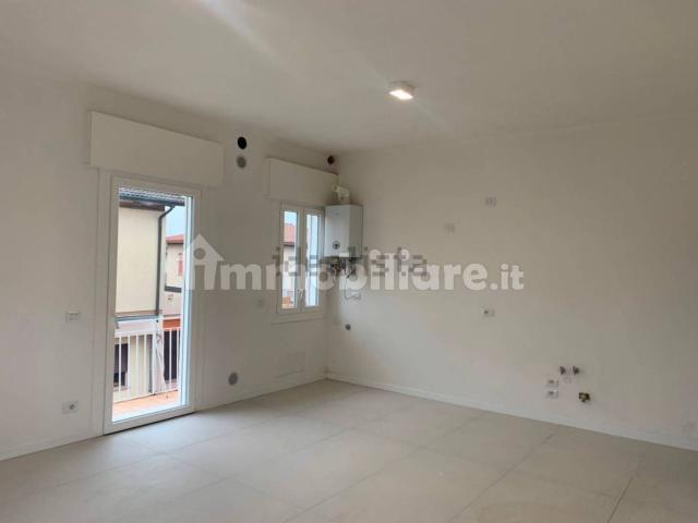Appartamento in affitto di 140 m²