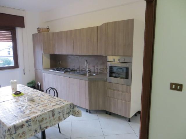 Appartamento in affitto di 140 m² in Via G. Cena
