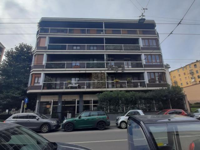 Appartamento in affitto di 140 m² in Via Giancarlo Sismondi, 28