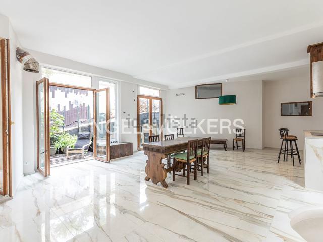 Appartamento in affitto di 140 m² in Via dell&apos Usignolo