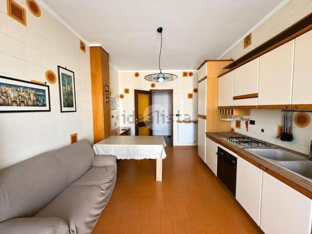 Appartamento in affitto di 140 m² in Via Francesco Petrarca, 18