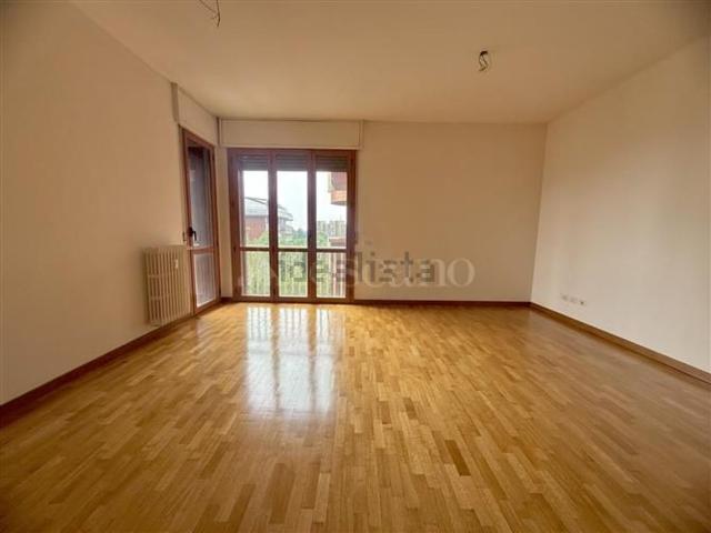 Appartamento in affitto di 140 m² in Via John Fitzgerald Kennedy