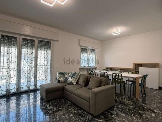 Appartamento in affitto di 140 m² in Via Luigi Carbonieri