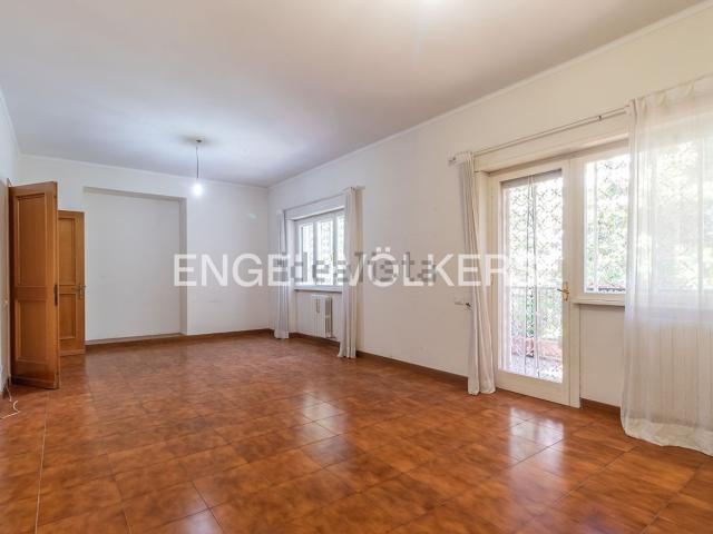 Appartamento in affitto di 140 m² in Via Luigi Chiala