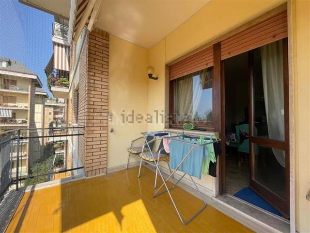 Appartamento in affitto di 140 m² in Via Luigi Lilio