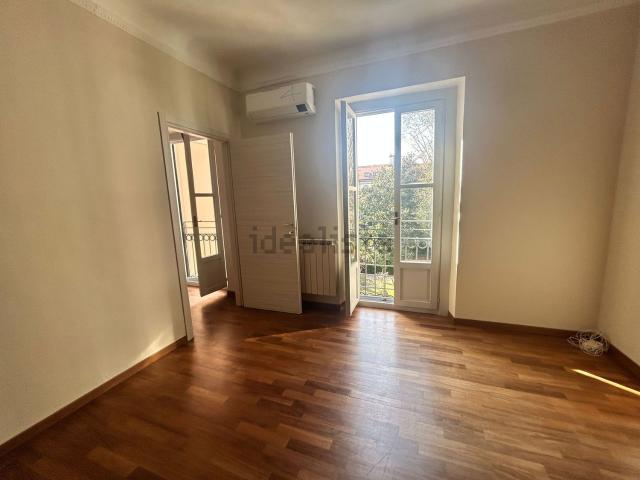Appartamento in affitto di 140 m² in Via San Martino, 8