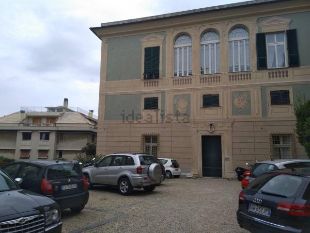 Appartamento in affitto di 140 m² in Via San Nazaro