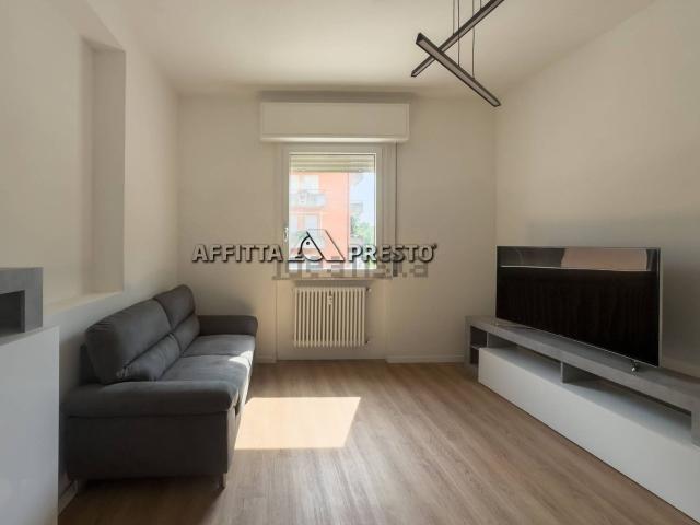Appartamento in affitto di 140 m² in Via Sergio Tavernari