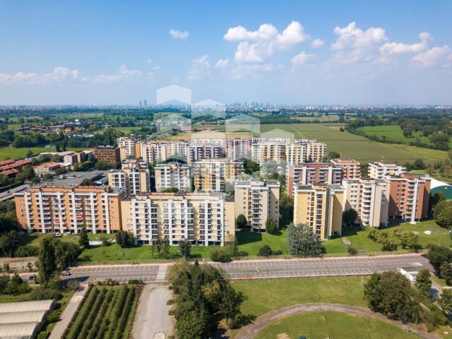 Appartamento in affitto di 140 m² in Via Sporting Mirasole, 11