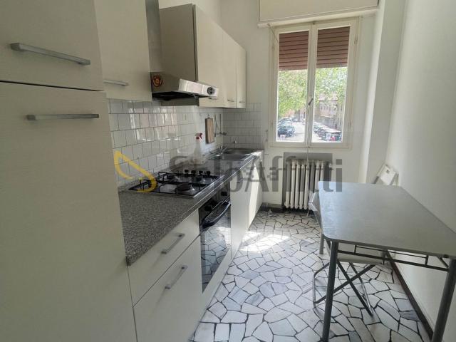 Appartamento in affitto di 140 m² in Via Palestro, 101