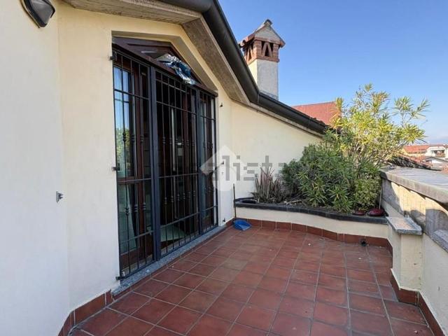 Appartamento in affitto di 140 m² in Via Palestro, 32