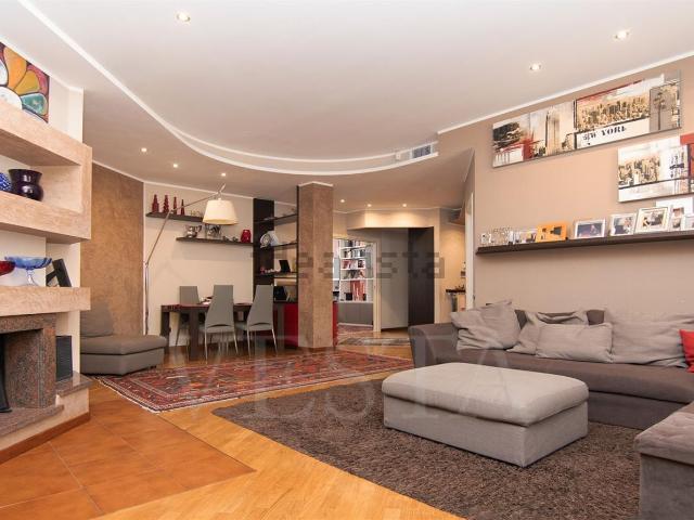 Appartamento in affitto di 140 m² in Via Rubens, 22