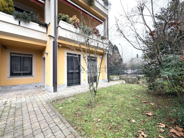 Appartamento in affitto di 140 m² in Via Tiziano, 6
