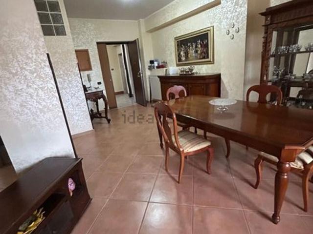 Appartamento in affitto di 140 m² in Viale Tommaso Campanella, 115
