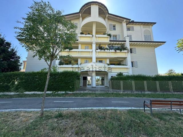 Appartamento in affitto di 140 m² in Largo Haendel G.F, 9