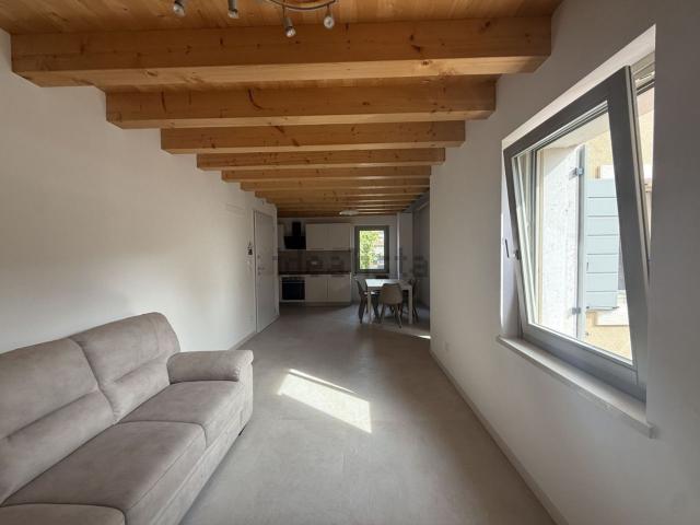 Appartamento in affitto di 145 m²