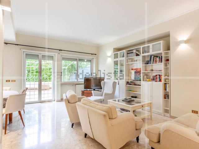 Appartamento in affitto di 145 m² in Via Giuseppe Belluzzo, 27