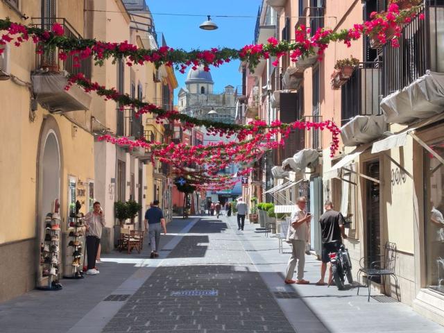 Appartamento in affitto di 145 m² in Via Giovanni Merone, 10