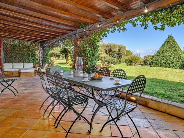 Appartamento in affitto di 145 m² in Via del Sagittario, 9