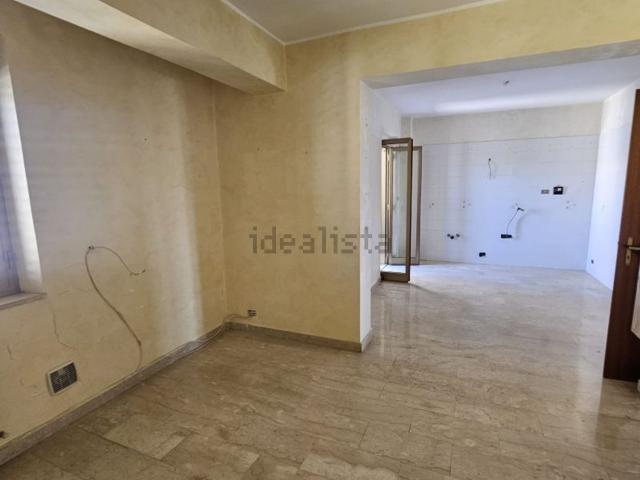 Appartamento in affitto di 145 m² in Via San Sperato