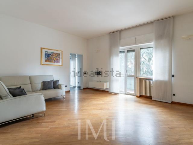 Appartamento in affitto di 145 m² in Viale Sabotino, 15